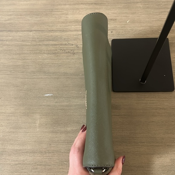 Kate Spade New York Laurel Way Greer Crossbody - Picture 6 of 12